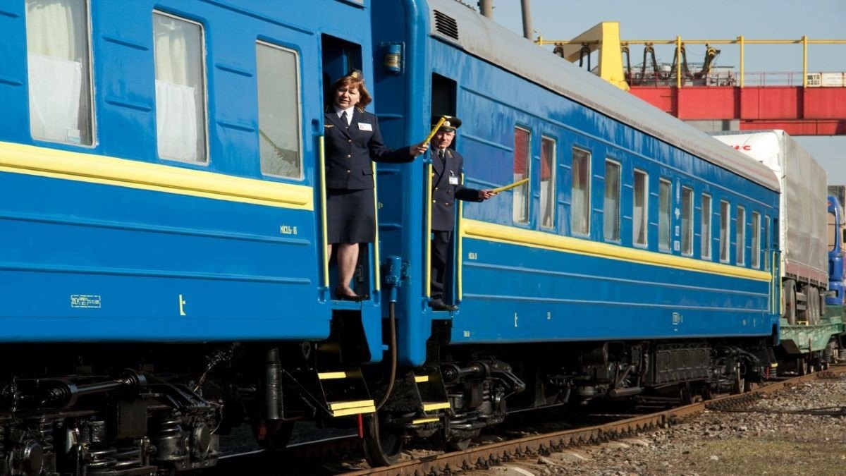 Как добраться поездом из Киева до моря: расписание рейсов
