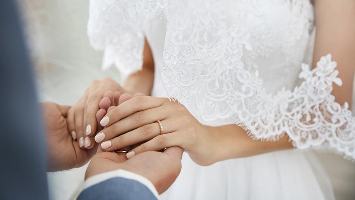 Можно ли в Украине жениться до совершеннолетия: ответ юриста