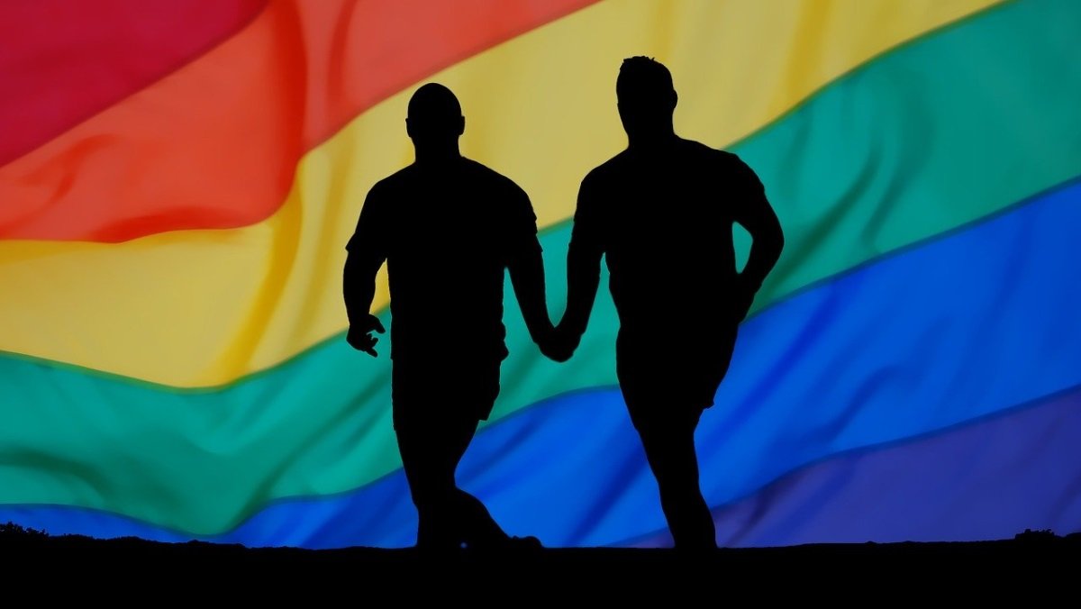 В Верховной Раде хотят ввести штрафы за «пропаганду педофилии, гомосексуальности и трансгендера»