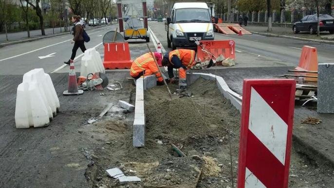 В Одессе на ремонт 270 метров дороги мэрия выделила 20 миллионов гривен: кто освоил деньги