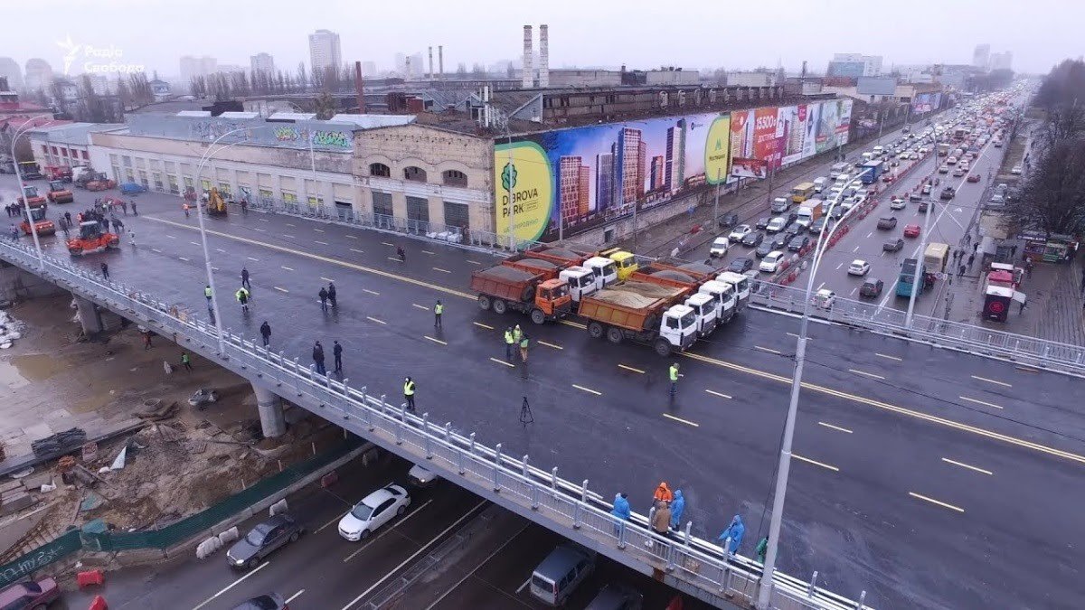 Метро на Троещину и Виноградарь, мосты и парки: на какие долгострои Киева потратятся в 2022 году