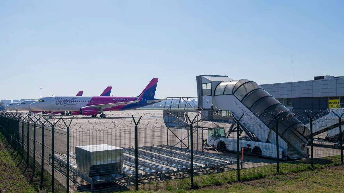 В Киеве начинают реконструкцию аэродрома Жуляны: что сделают за 17 миллионов