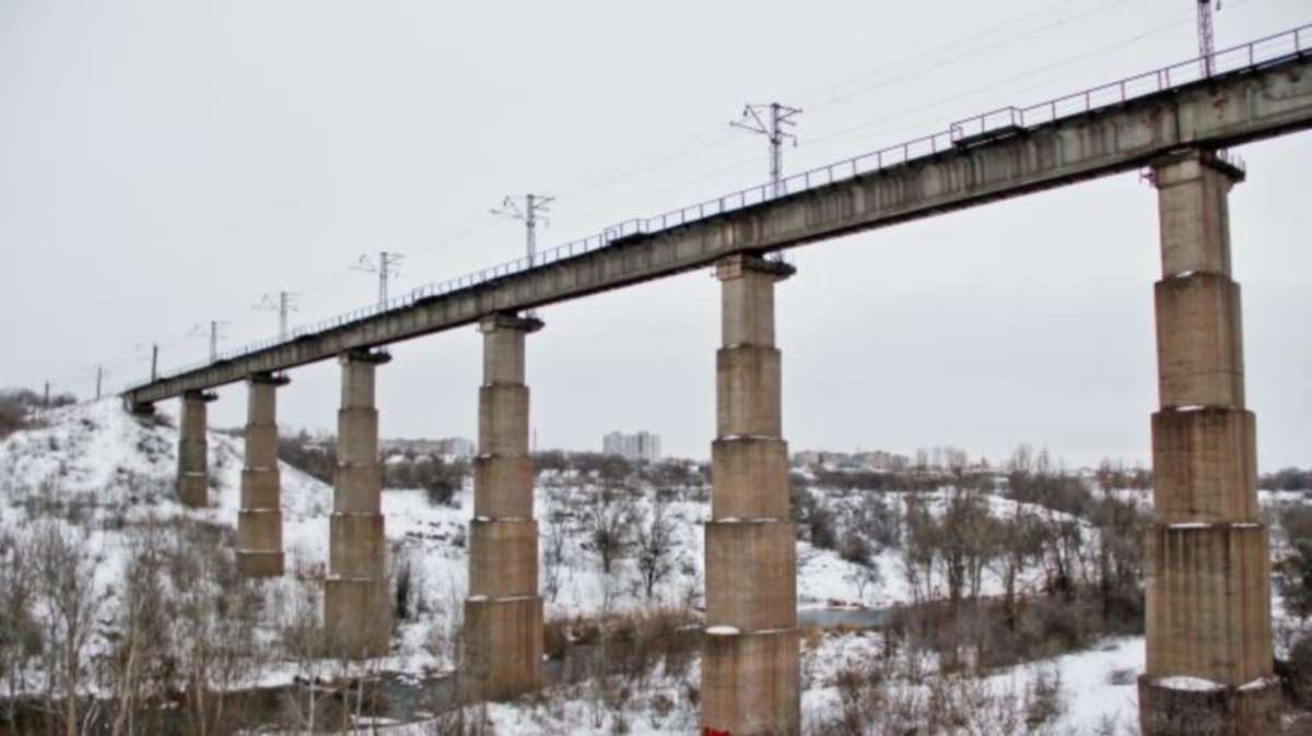 Где в Кривом Роге Укрзалізниця построит мост и кому уйдут 7,2 миллиона на проект