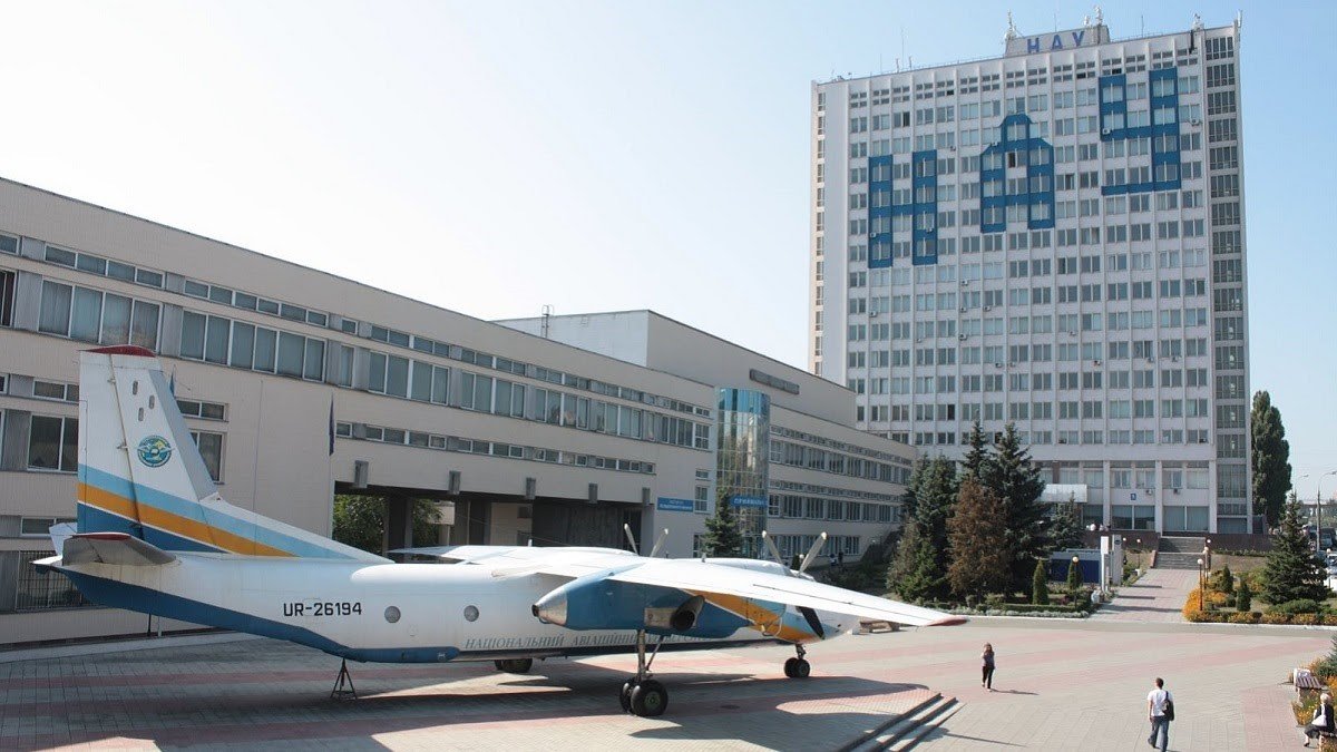 Как здания авиационного университета в Киеве превращают в жилмассив и кому это выгодно