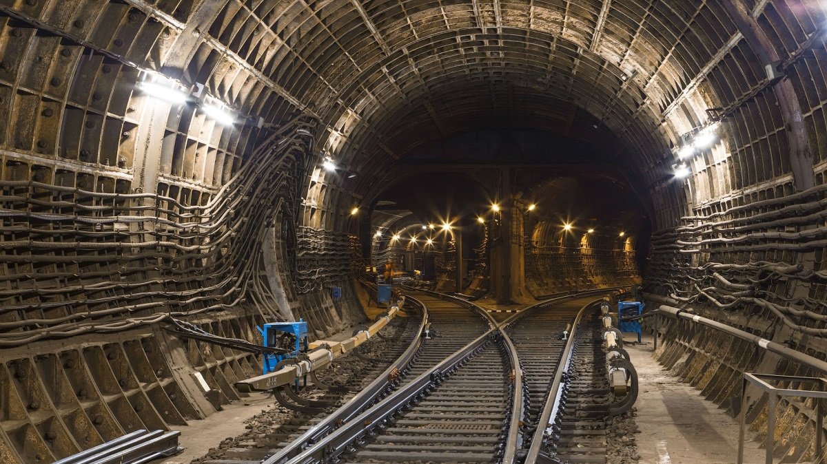 Строительство метро на Виноградарь в Киеве: кто тормозит и почему ее могут признать незаконной