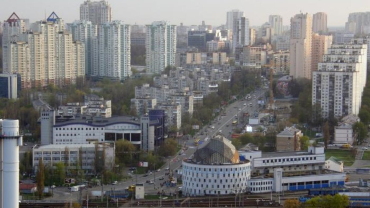 В Киеве в Соломенском районе отремонтируют улицу за 208 млн: деньги получит фирма, связанная с Трухановым