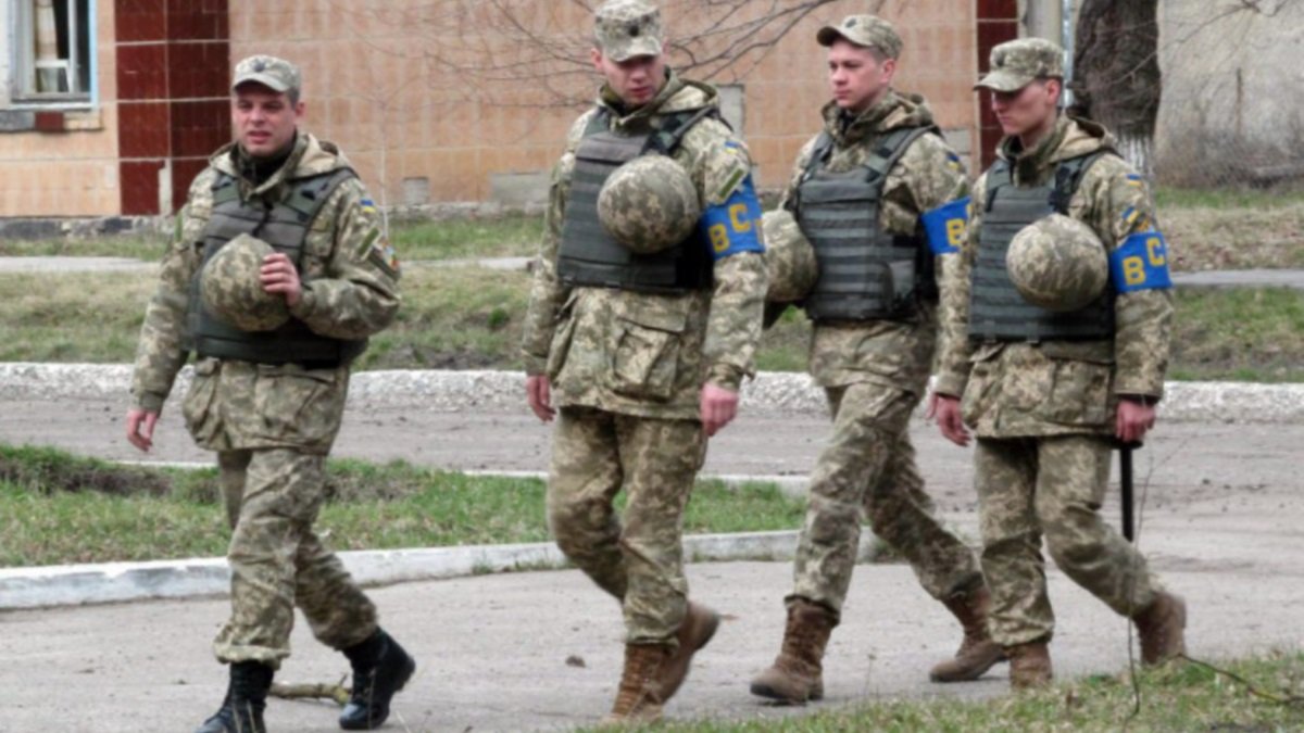 Нардепы от Киева и Днепра хотят создать военную полицию: кого и как она сможет наказывать