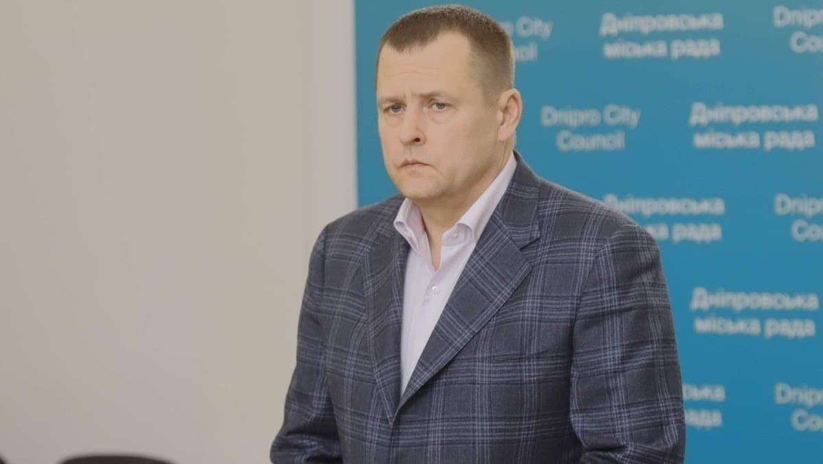 Мэр Днепра решил забирать технику у бизнесменов для украинской армии