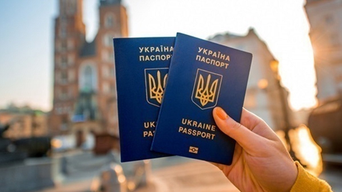 Памятка для выезжающих: какие страны отменили для украинцев визы или упростили въезд
