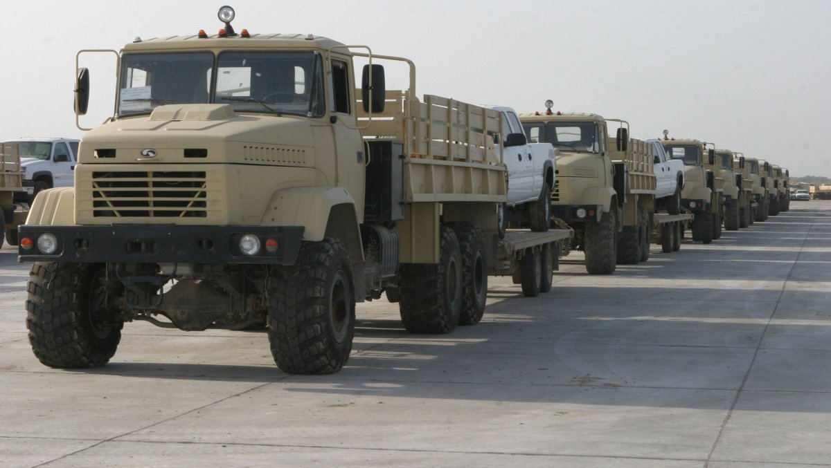 В Днепре просят центральные органы власти отменить акциз на грузовики для армии
