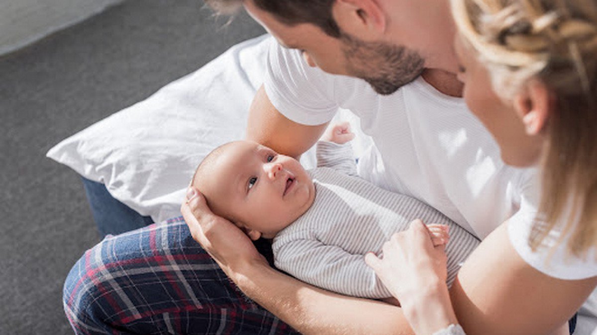 Как зарегистрировать малыша, если роды произошли не в роддоме: советы юристов