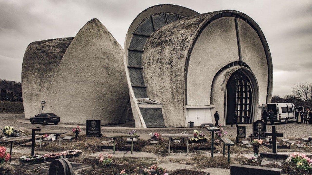 Чому прокуратура Києва зацікавилася системою очищення повітря у столичному крематорії