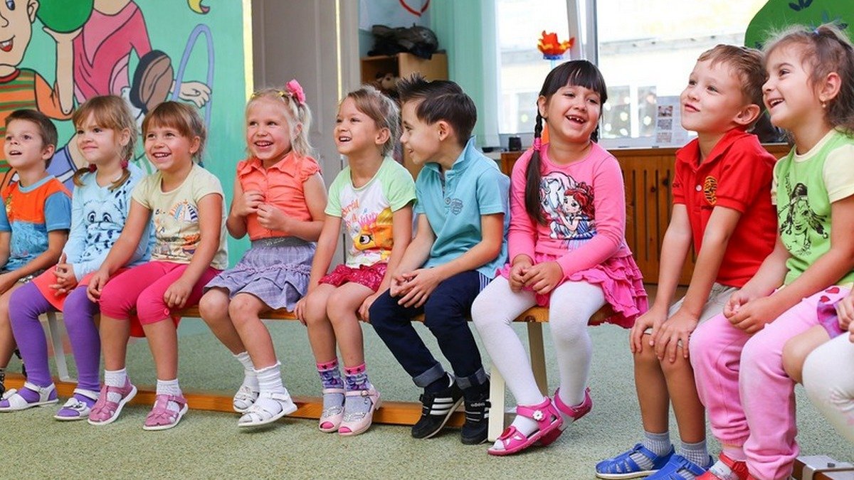 До садочків Києва зможуть ходити дітки не тільки працюючих батьків