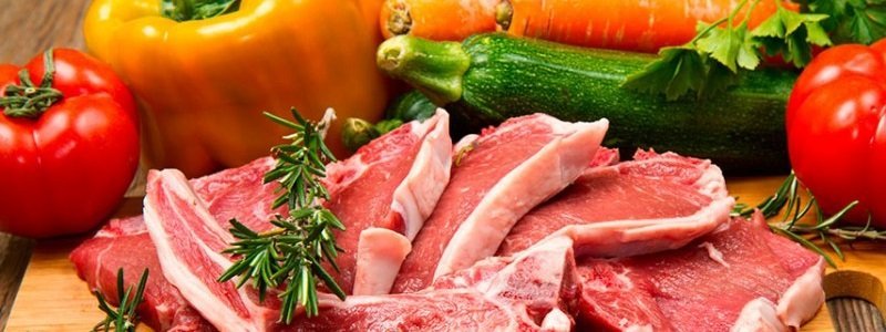 За год индекс мясной корзины в Украине вырос на 40%, а овощной — на 35%