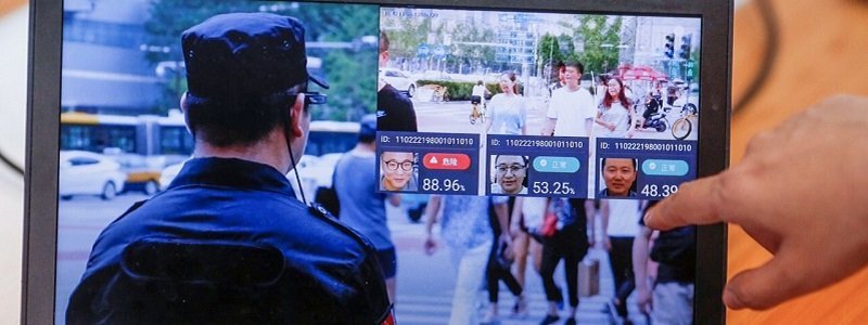 «Большой брат следит за нами»: уличные камеры наблюдения в Днепре работают на Китай?