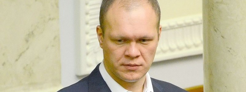 В Киеве суд отменил закрытие дела по долгам Дениса Дзензерского
