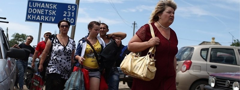 Сколько жителей Украины считают внутриперемещенных лиц угрозой для себя
