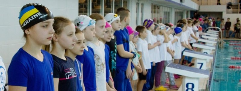 Відкритий чемпіонат Дніпра з плавання серед дівчат і юнаків зібрав понад півтисячі учасників