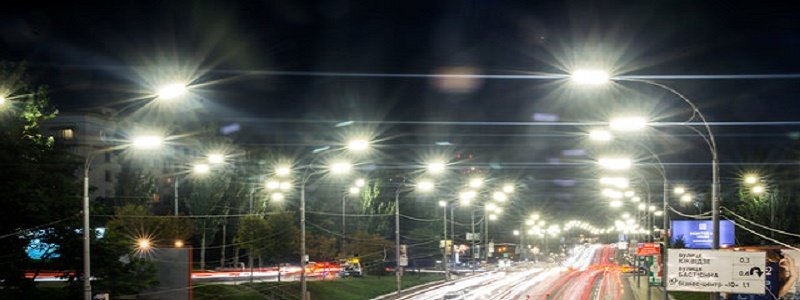 Где в Киеве заменят фонари на 73 миллиона гривень