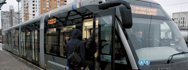 В Киеве реконструируют две трамвайные станции за 50 миллионов