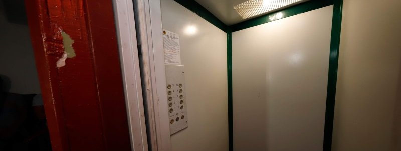 У Дніпрі триває капітальний ремонт та заміна ліфтів у багатоповерхівках