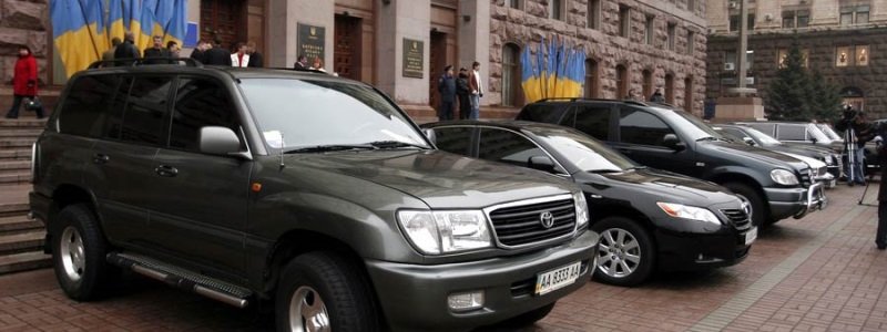 100 авто для Кличко и компании: сколько Киевсовет тратит из бюджета на автопарк и на чем они ездят