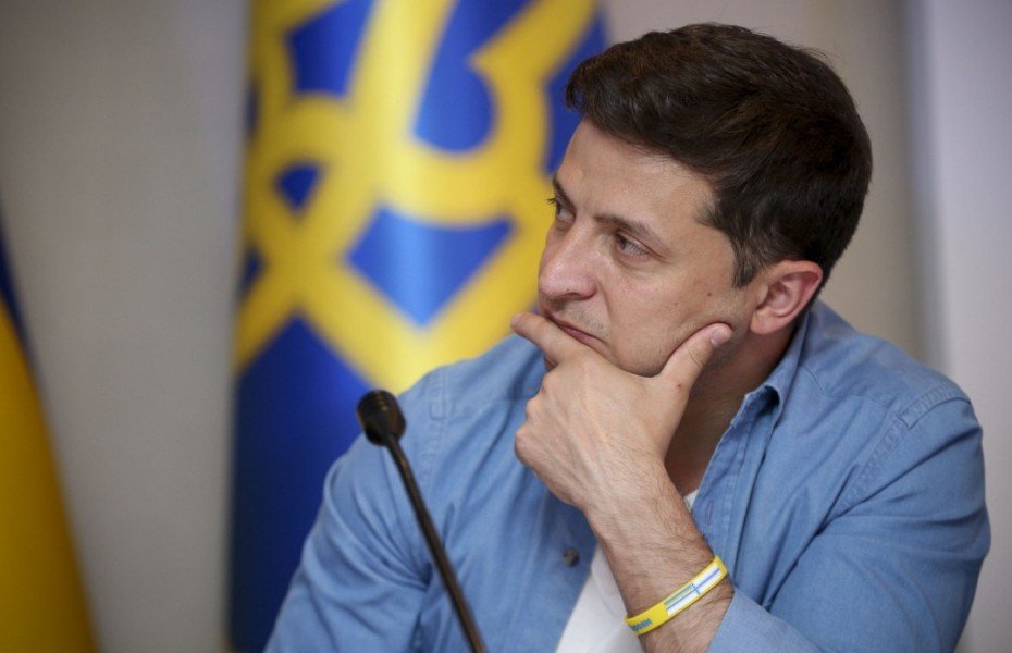 Насколько украинцы доверяют Зеленскому и Верховной Раде: опрос КМИС
