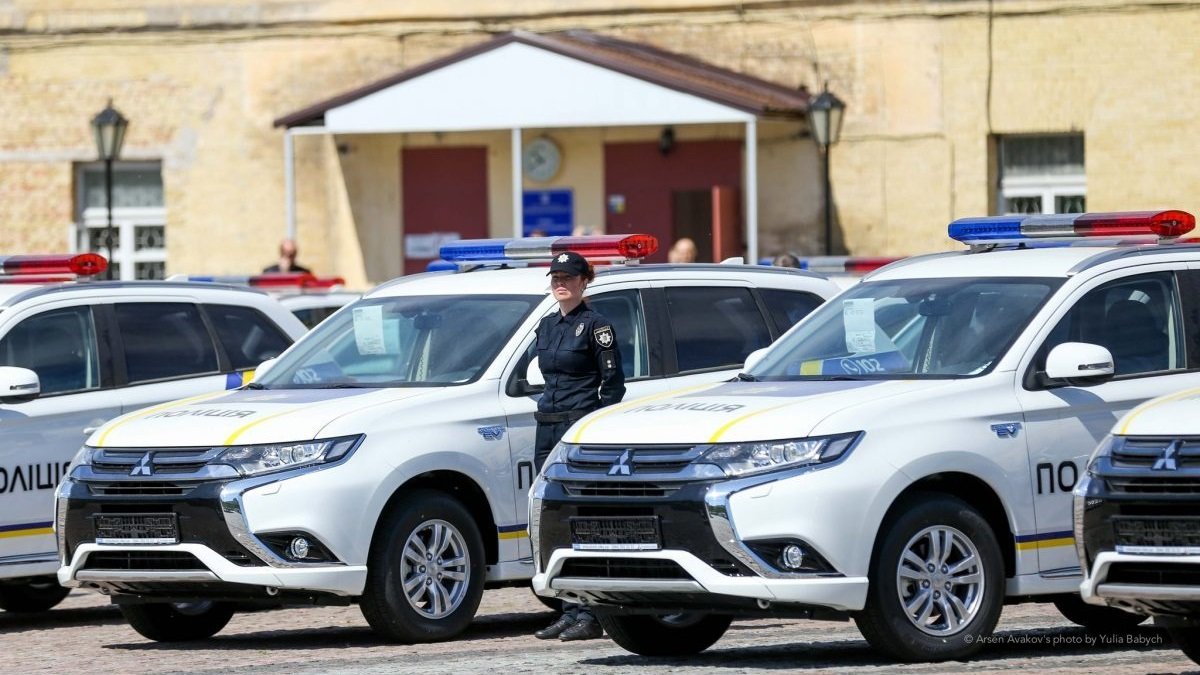 Какие авто купят Нацполиции Украины за 483 миллиона гривен