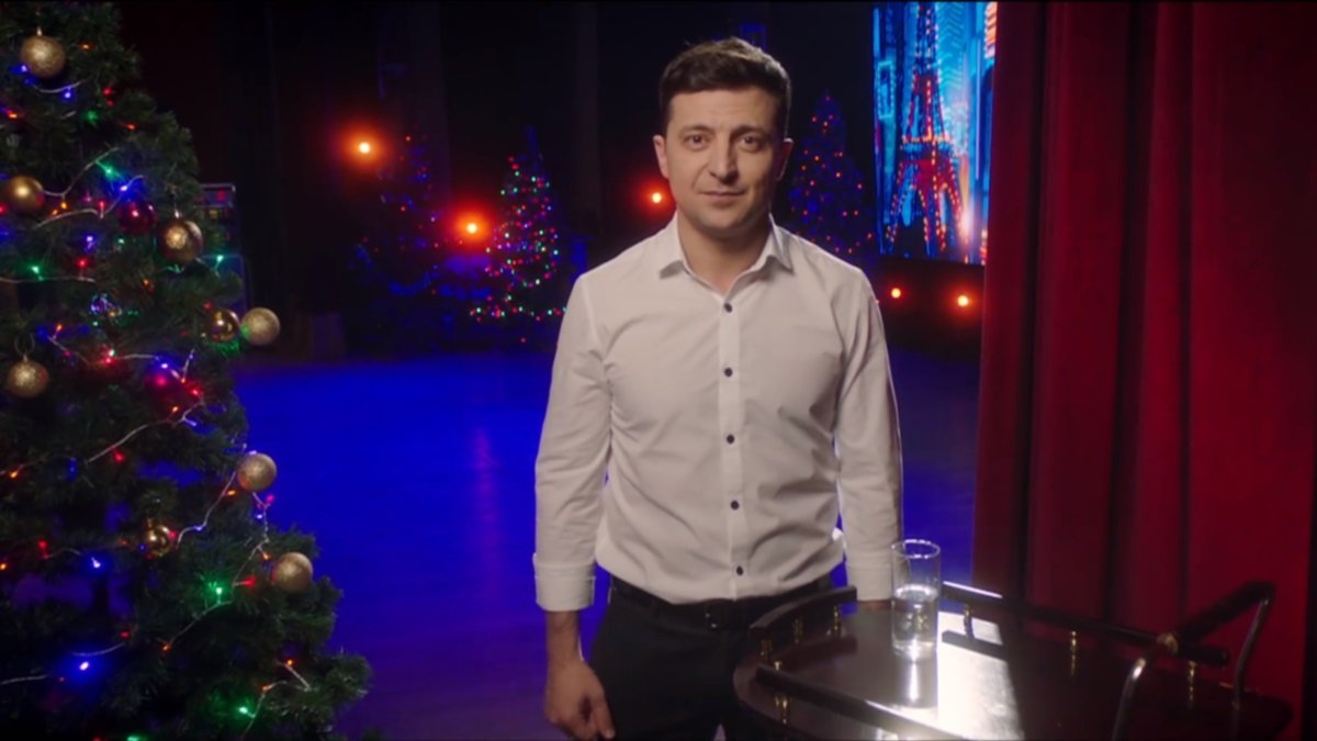 Сколько жителей Киева не будут слушать Зеленского в новогоднюю ночь: опрос