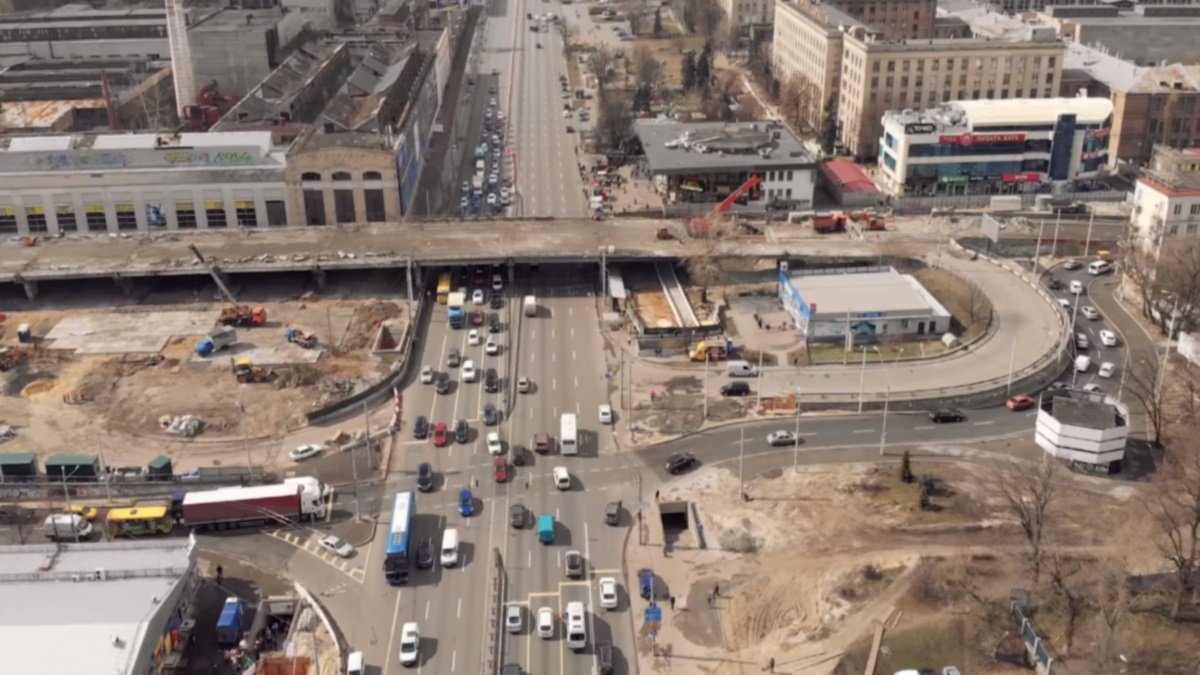 «Большевик» преткновения: что мешает достроить Шулявский мост в Киеве