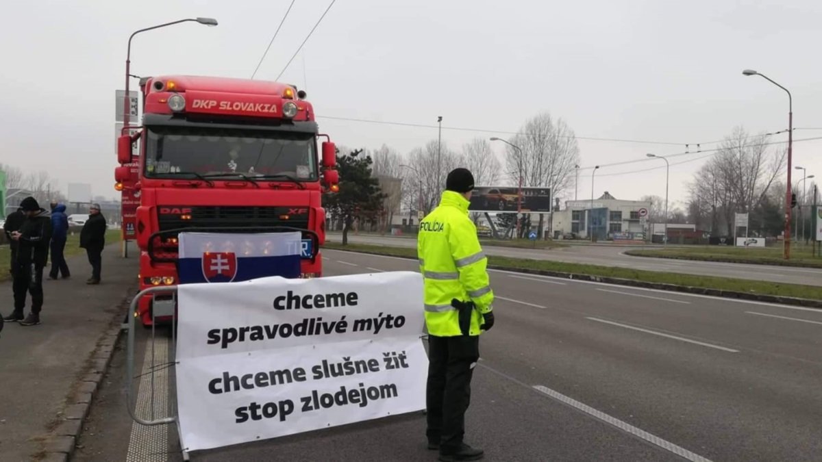 Словакия запретила украинцам въезд на территорию: что делать жителям Киева