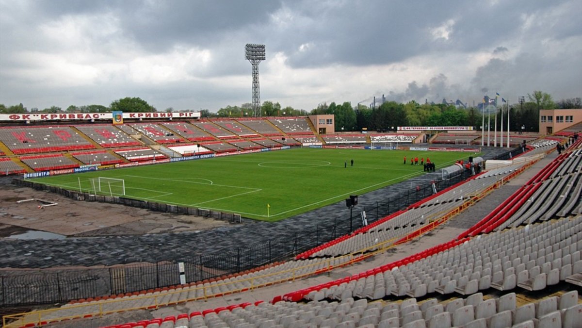 Как Вилкулы убили один из крупнейших стадионов Днепропетровщины и сколько потратят на его ремонт