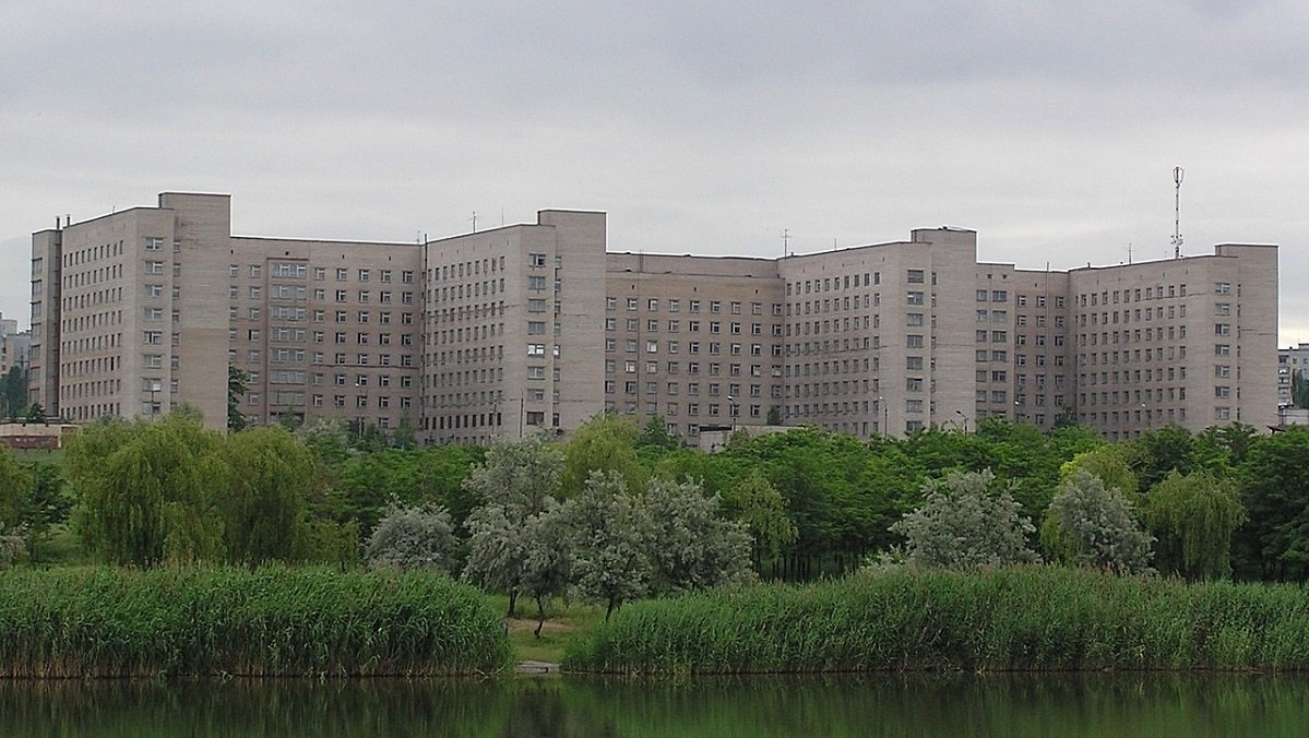 На Днепропетровщине больницу-«тысячку» за 13 миллионов отремонтирует фирма с уголовными делами