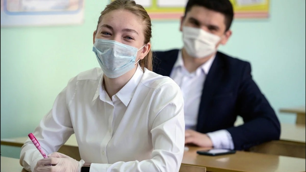 Маски, термометры, тысячи врачей: министр Мандзий рассказала, как пройдет ВНО в Украине