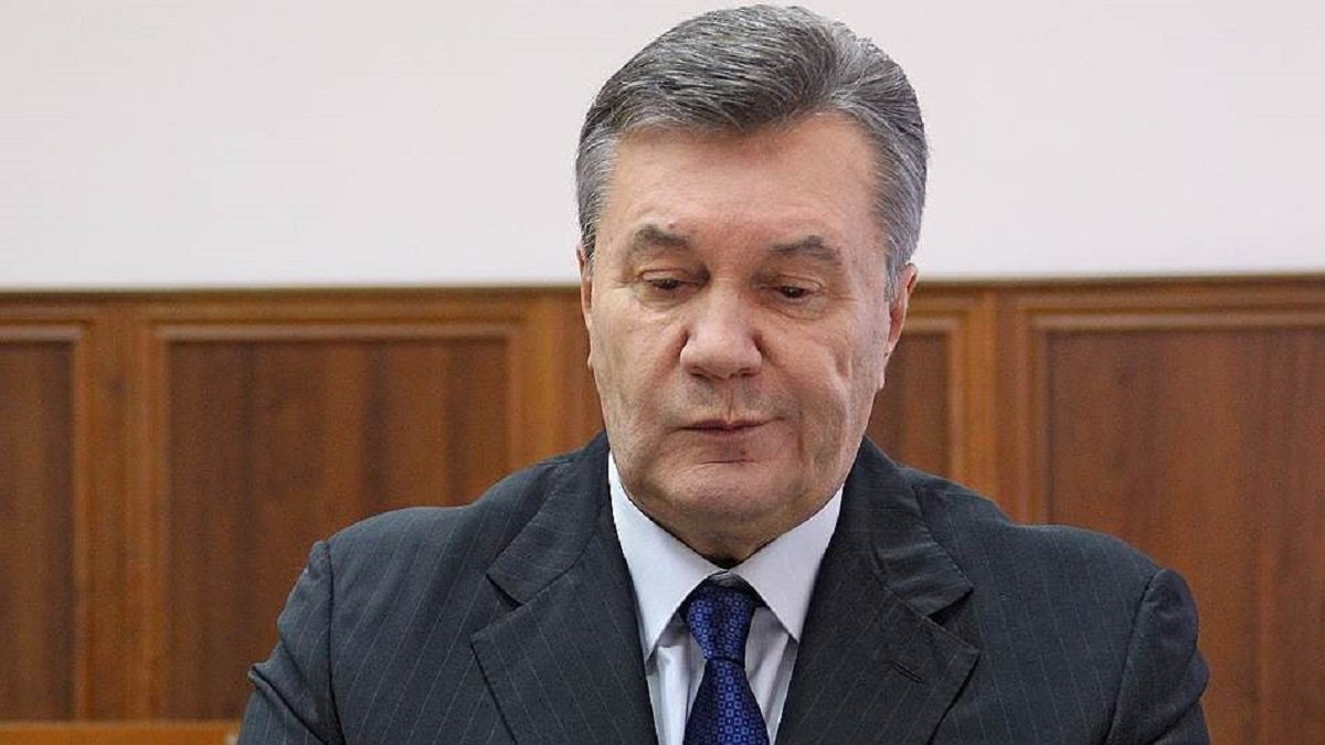 Работали на Россию: Януковичу и двум экс-министрам обороны объявили подозрение в госизмене