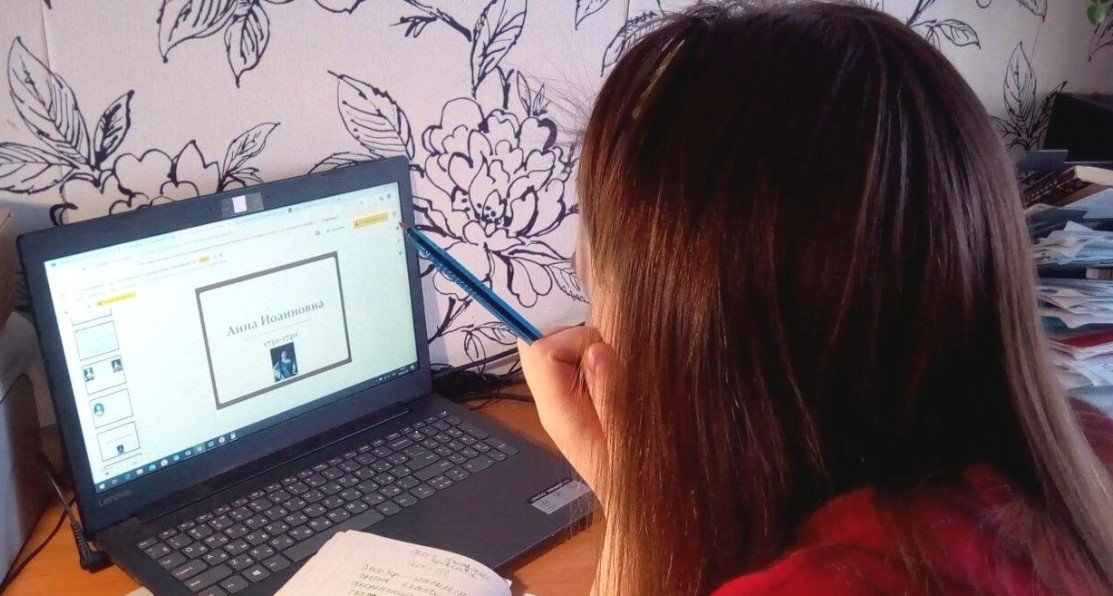Украинским школам выделили 1 млрд гривен на ноутбуки для учителей и ВНО