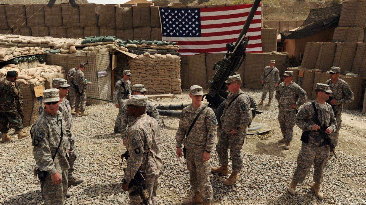 США розпочали виведення війська з Афганістану