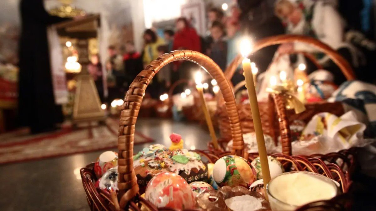 У деяких областях України на Великдень заборонять відвідувати церкви