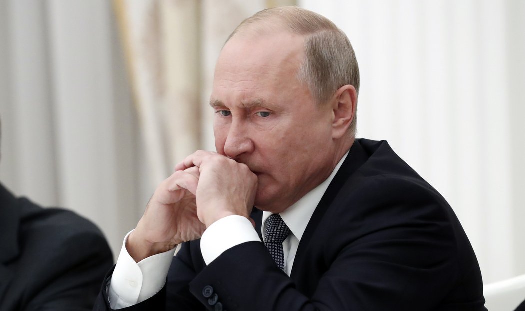 Путина в Киев приглашать не будут — Ермак