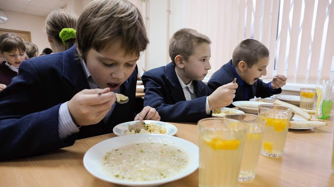 В школах Одессы перестали кормить детей: в чём причина