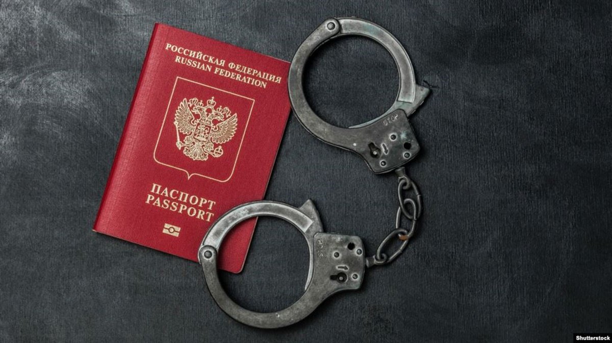 На Донбассе российские паспорта принудительно получили 583 тыс. граждан