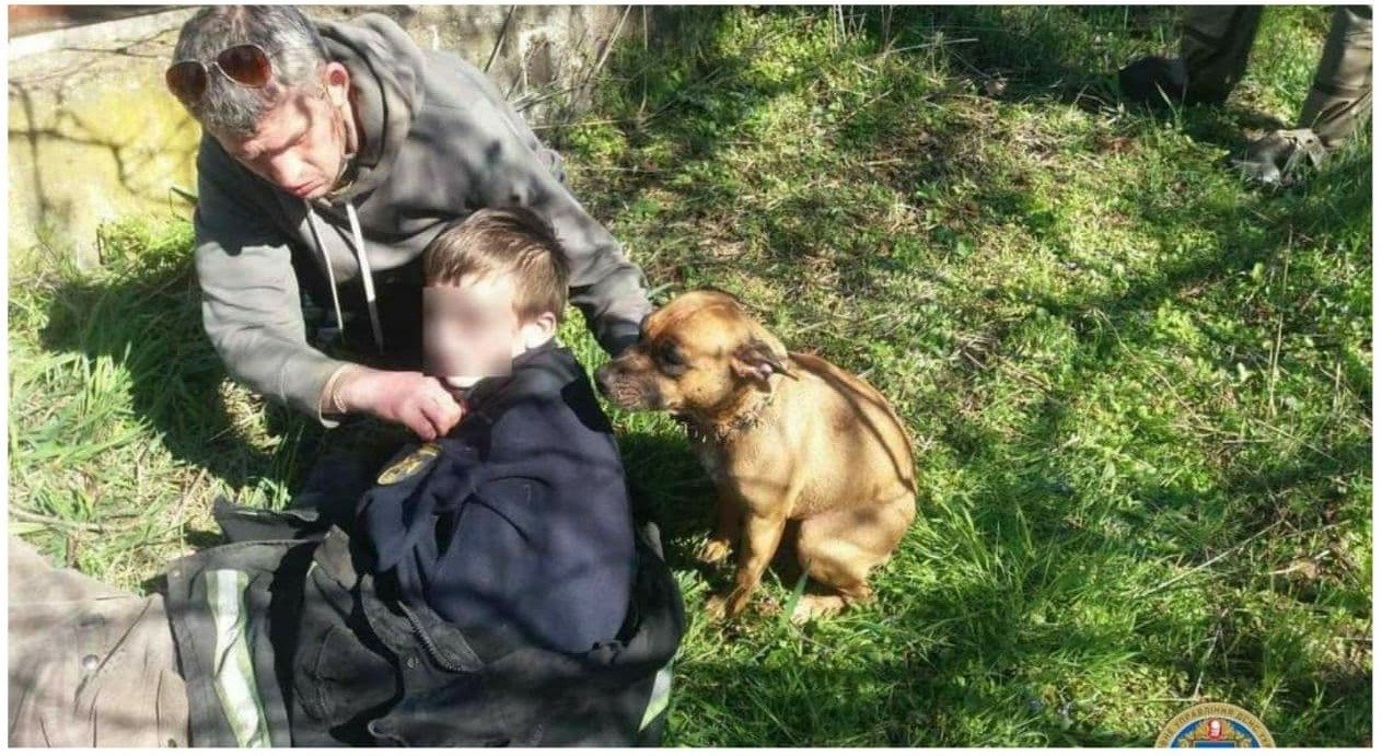 У Черкаській області рятувальники дістали з резервуара з водою дитину, чоловіка та собаку