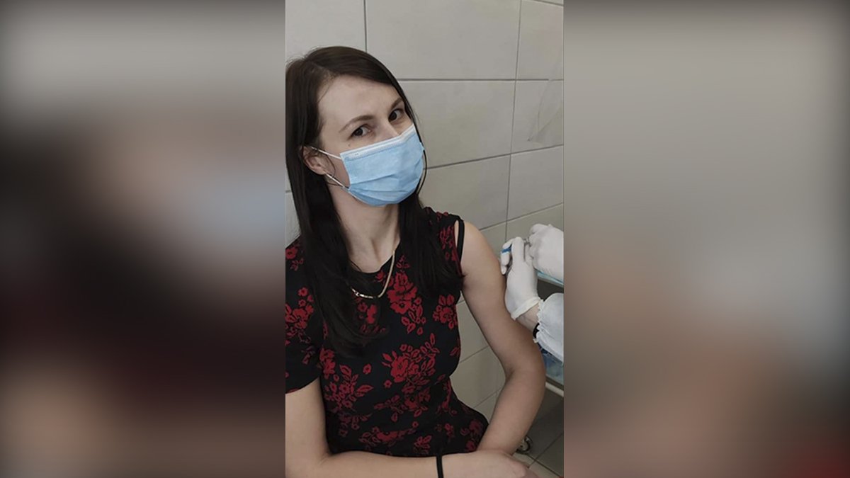 Как вакцинируют украинцев. Рассказывает докторка из мобильной бригады, которая делает до 100 прививок в день