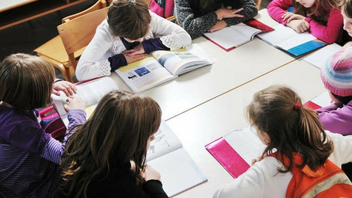 Закрытие школ-интернатов в Украине отсрочили ещё на год