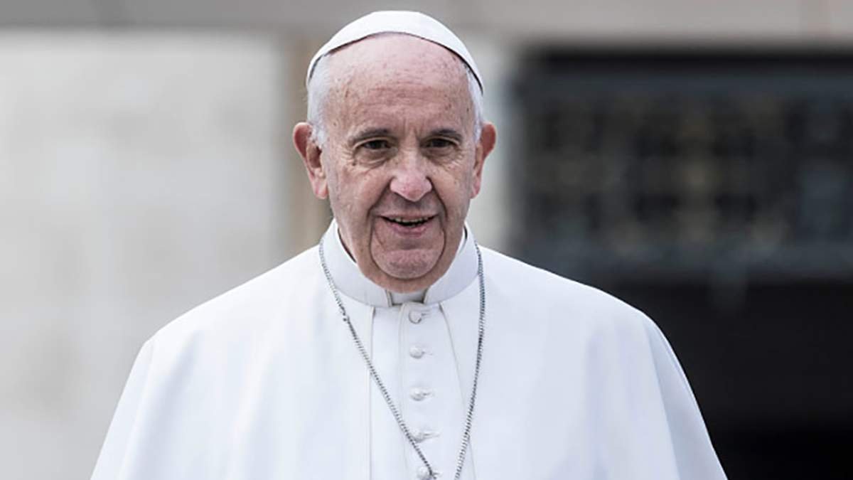 Папа Римський Франциск вперше з'явився на публіці після операції