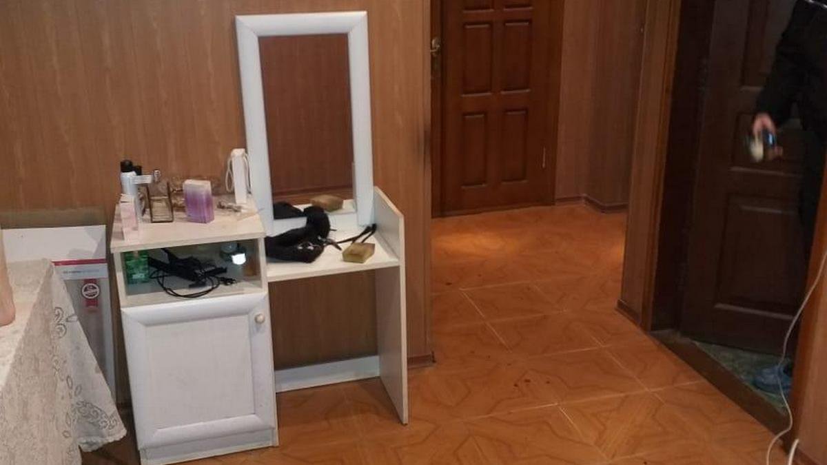 У Харкові у квартирі зарізали хлопця і дівчину: поліція затримала їхнього друга