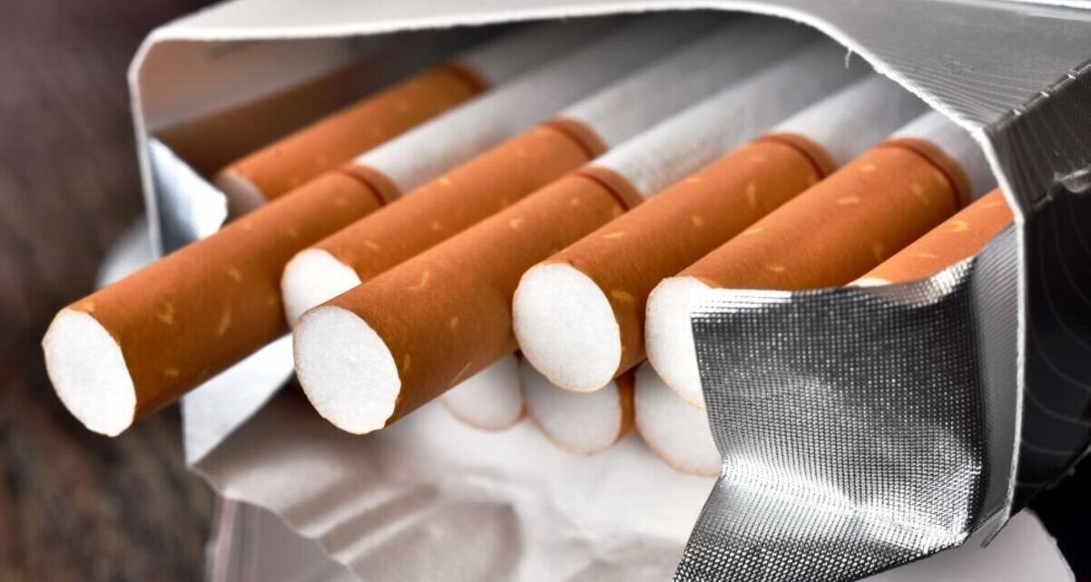 В Украине планируют ввести очередные запреты в отношении производства табака: законопроект