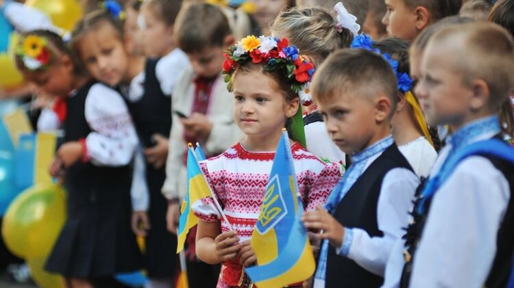 У Києві на навчання повернулися понад 400 тисяч дітей: у КМДА розповіли, коли завершиться навчальний рік