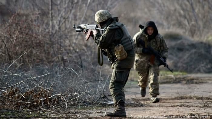 Боевики на Донбассе 19 раз нарушили режим «тишины», ранены двое военных