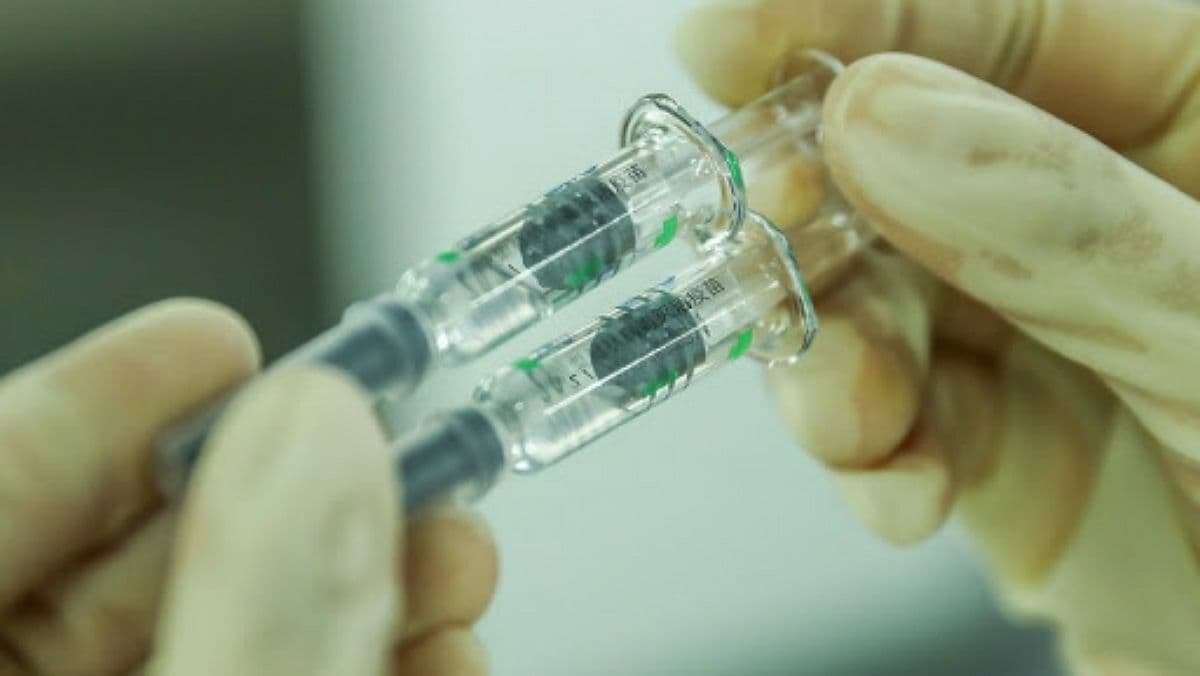 ВООЗ схвалила китайську COVID-вакцину Sinopharm